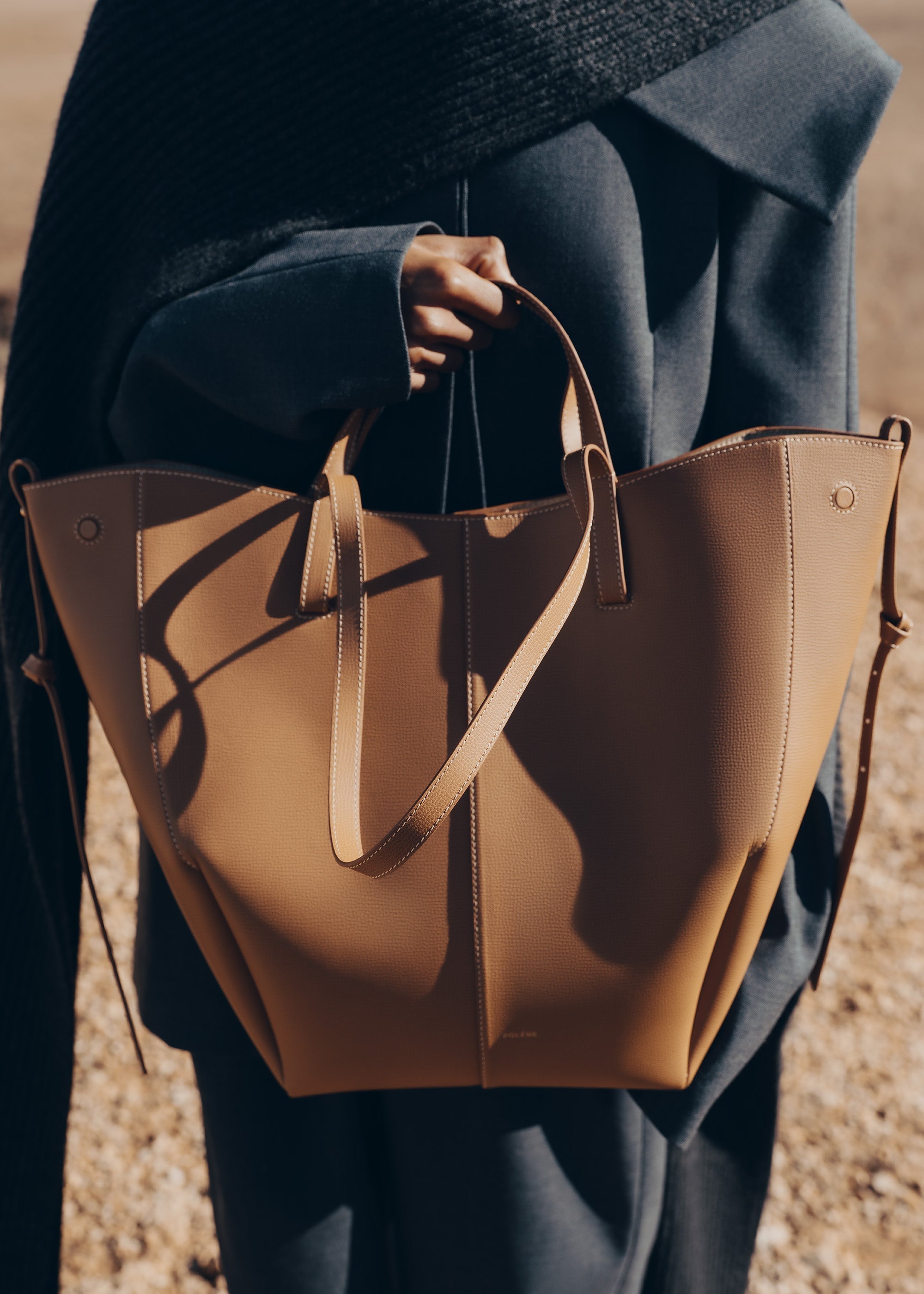 Cyme Tote - Textured Camel